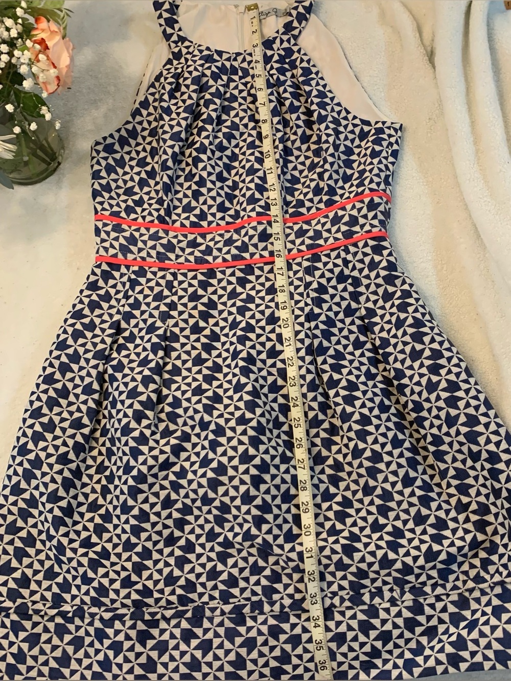Eliza J Navy and White Triangle Dress - Picture 3 of 7